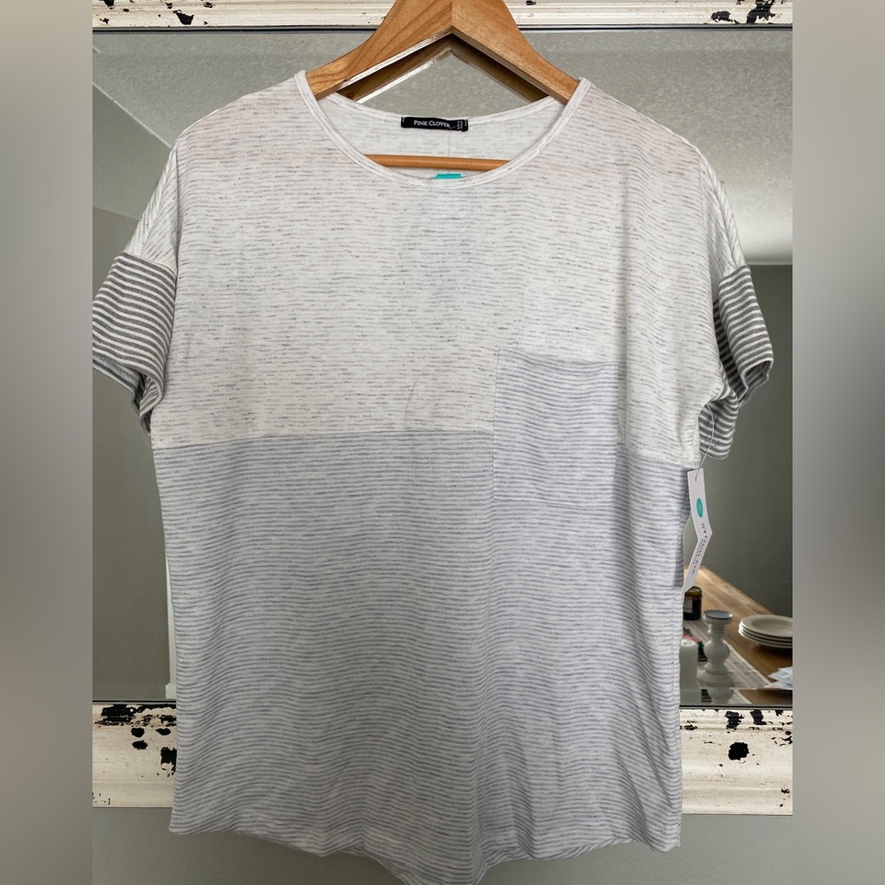 PINK CLOVER - Lima Short Sleeve Knit Top - Medium - NWT